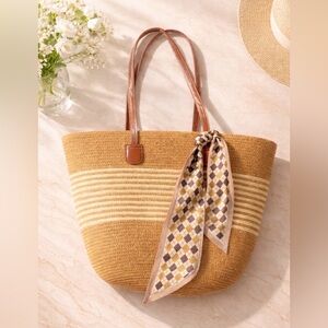 Elegant Tan and Cream Women's Tote Bag